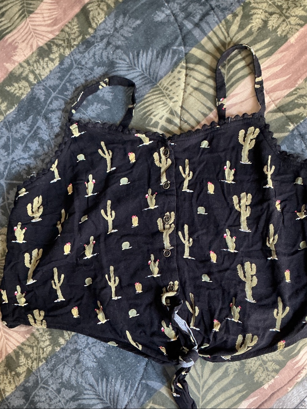 Eyeshadow Black Cactus Print Crop Top
